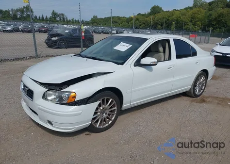 2008 Volvo S60 2.5T z USA, uszkodzony, nr VIN YV1RS592682687370